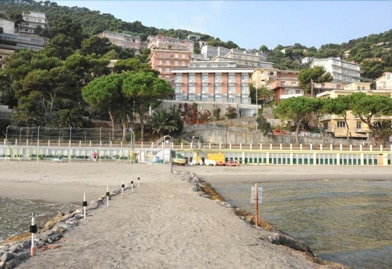 Paradiso Apartment *